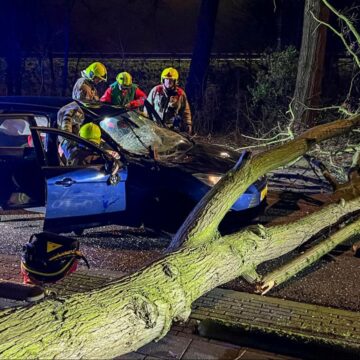 Storm Dudley is ook in Nederland een feit: gemiddeld windkracht 9 bij IJmuiden