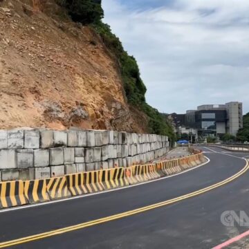 Keelung landslide road reopens ahead of schedule