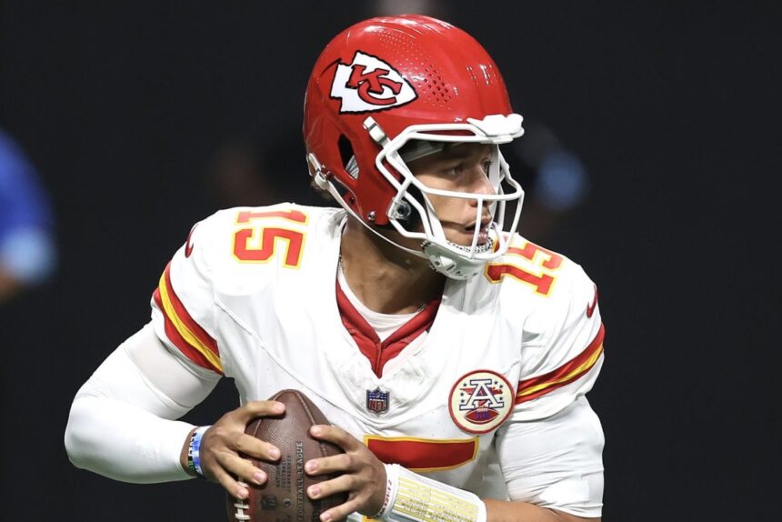 Patrick Mahomes, Nick Bolton help 3-0 Chiefs stop Falcons