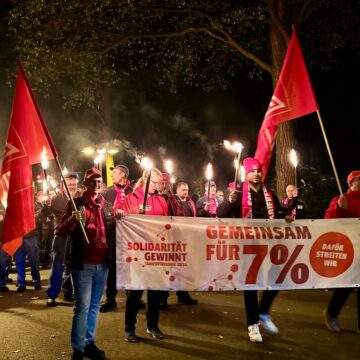 IG Metall-Streik bei Benteler-Werken in Paderborn