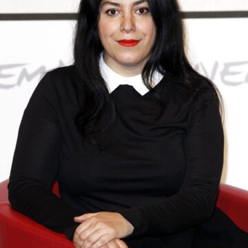 Dénonçant l’hypocrisie de la France envers l’Iran, Marjane Satrapi refuse la Légion d’honneur