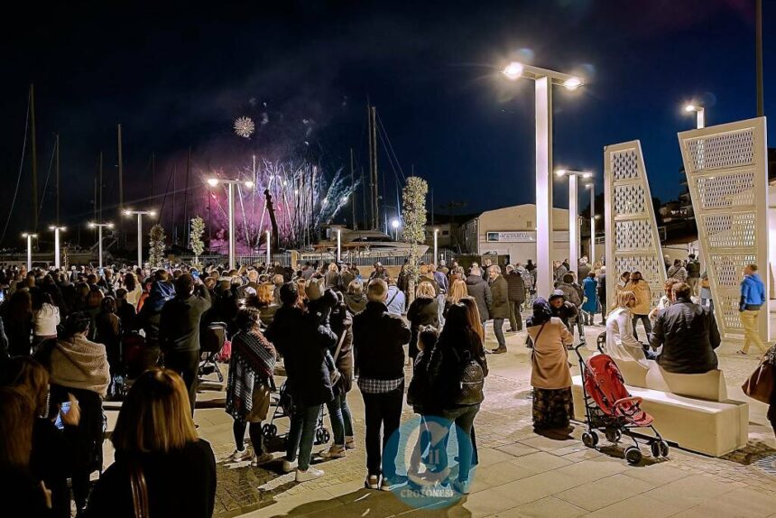 Applausi e fuochi d’artificio: Crotone ritrova il porto vecchio più bello e funzionale