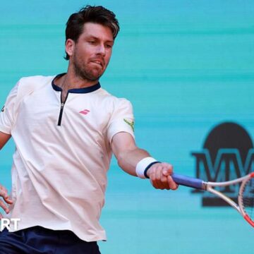 Madrid Open: Cameron Norrie overcomes illness to beat Martin Landaluce